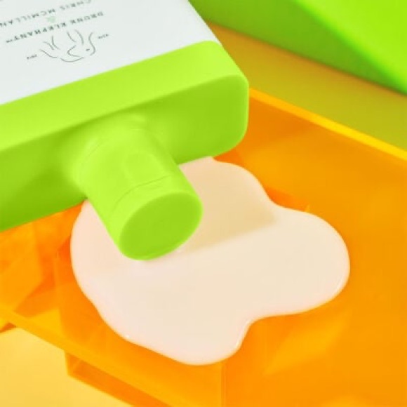 Silkamino™ Conditioning Leave-In Milk - Picture 3 of 4